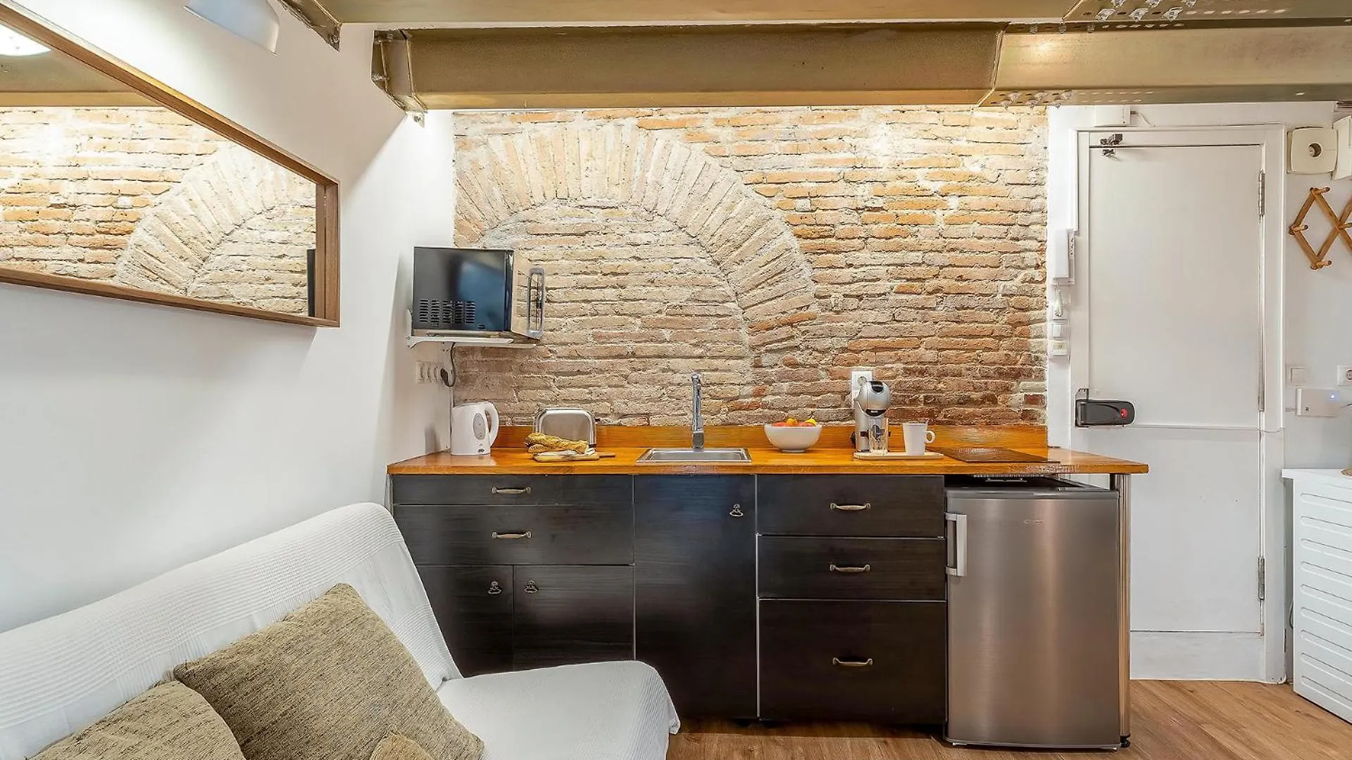 Апартаменты Ab Sant Antoni Studio Барселона
